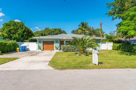 129 Milton Street Lantana FL 33462