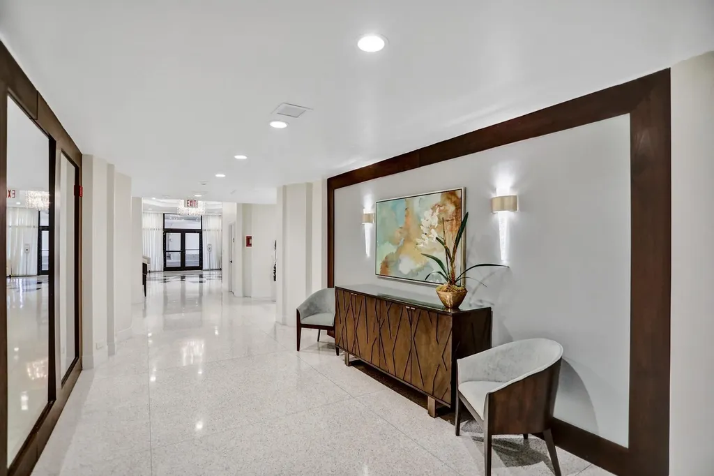 2000 S Ocean Boulevard Lauderdale By The Sea FL 33062