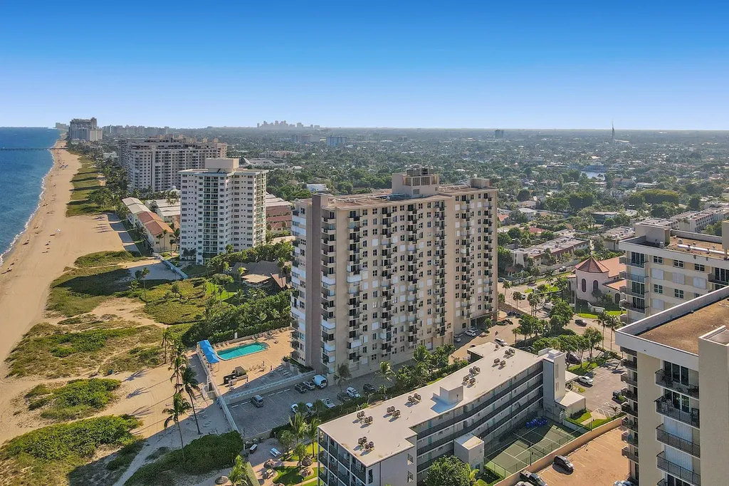 2000 S Ocean Boulevard Lauderdale By The Sea FL 33062