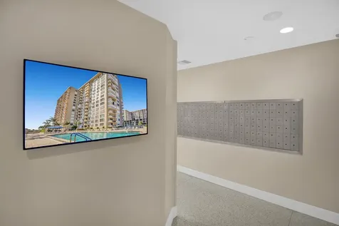 2000 S Ocean Boulevard Lauderdale By The Sea FL 33062