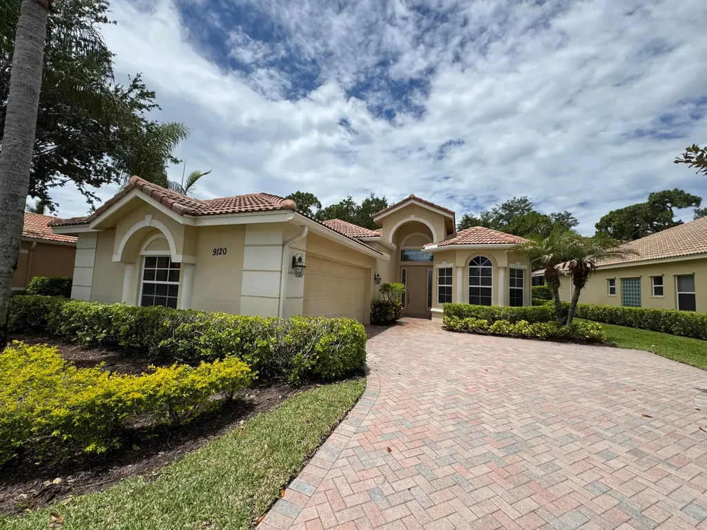 9120 Pumpkin Ridge Port St Lucie FL 34986