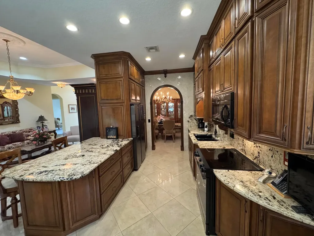 9120 Pumpkin Ridge Port St Lucie FL 34986