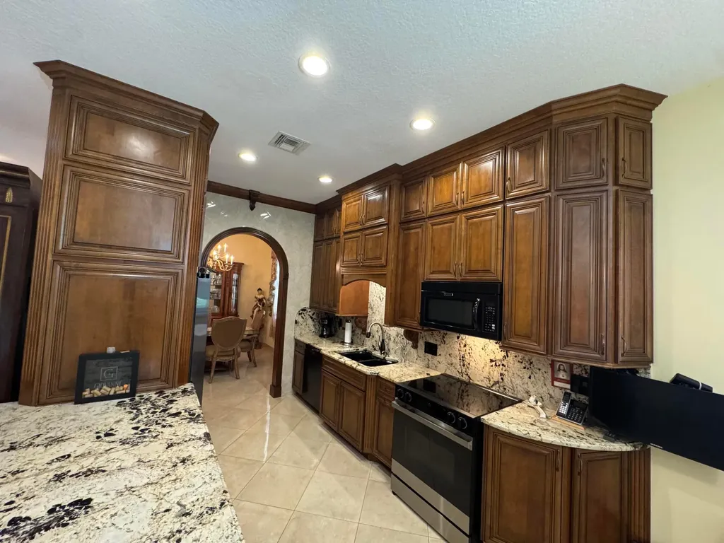 9120 Pumpkin Ridge Port St Lucie FL 34986