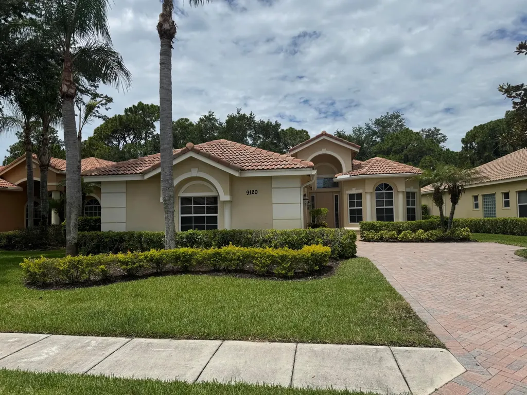 9120 Pumpkin Ridge Port St Lucie FL 34986