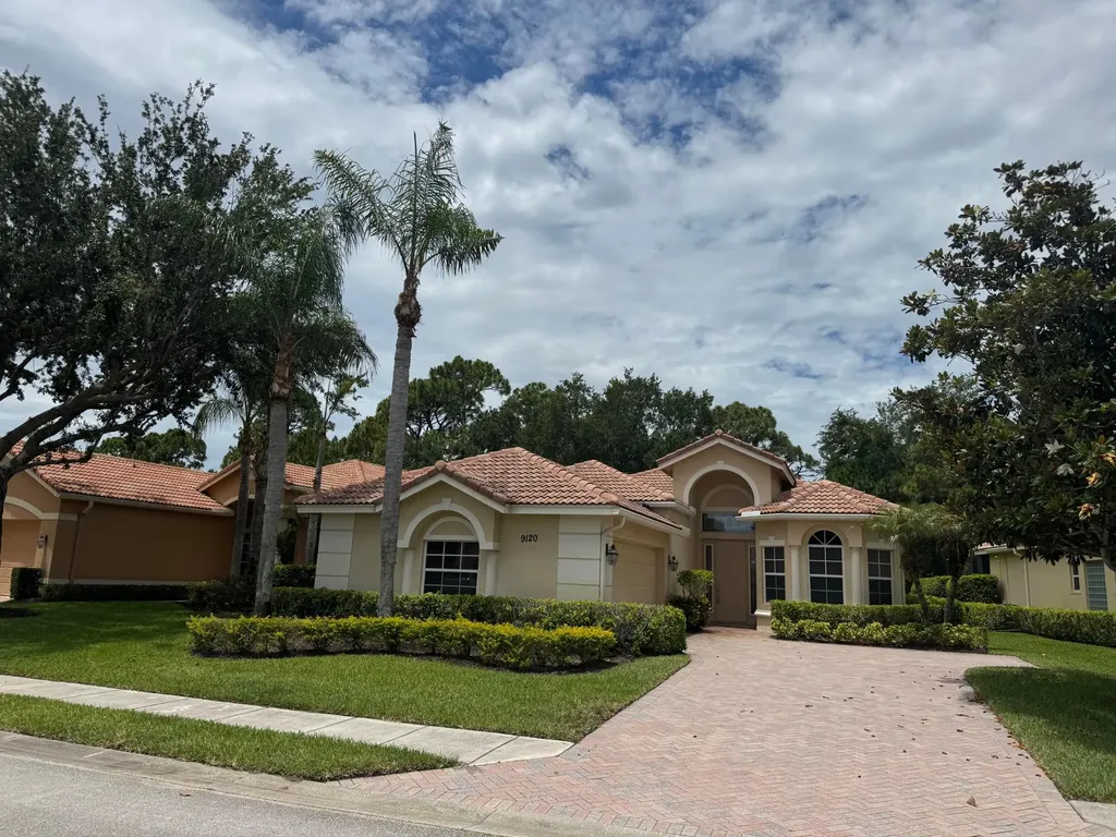 9120 Pumpkin Ridge Port St Lucie FL 34986