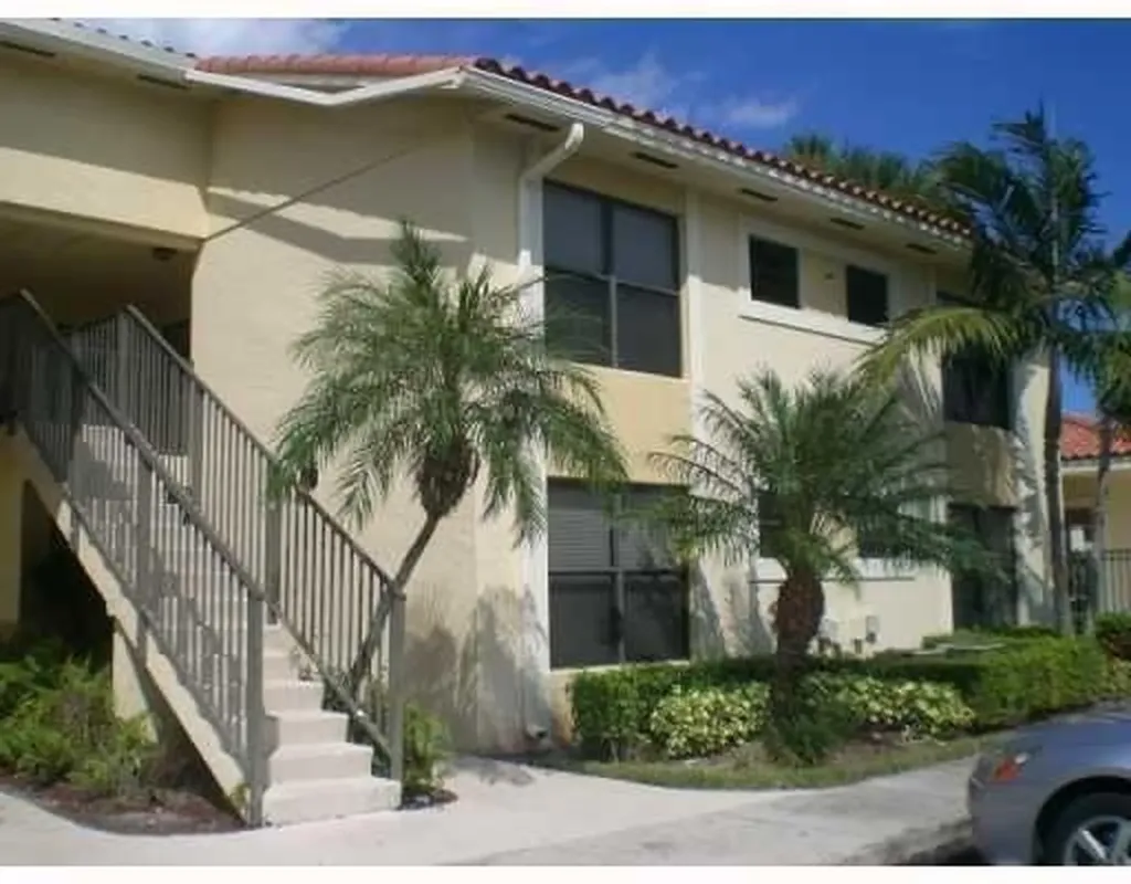 1477 Lake Crystal Drive West Palm Beach FL 33411