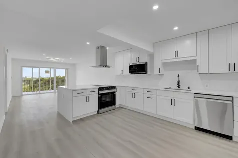 3050 N Palm Aire Drive Pompano Beach FL 33069