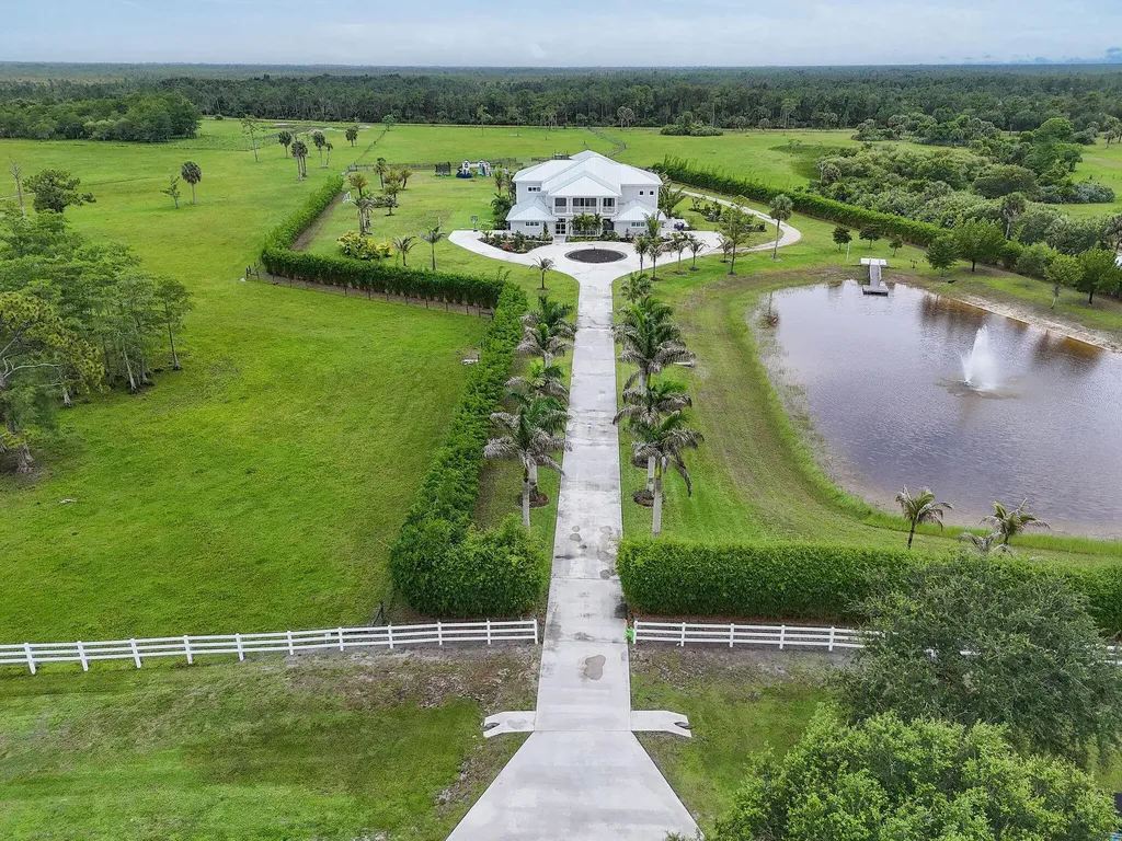 2985 SW Trailside Path Stuart FL 34997