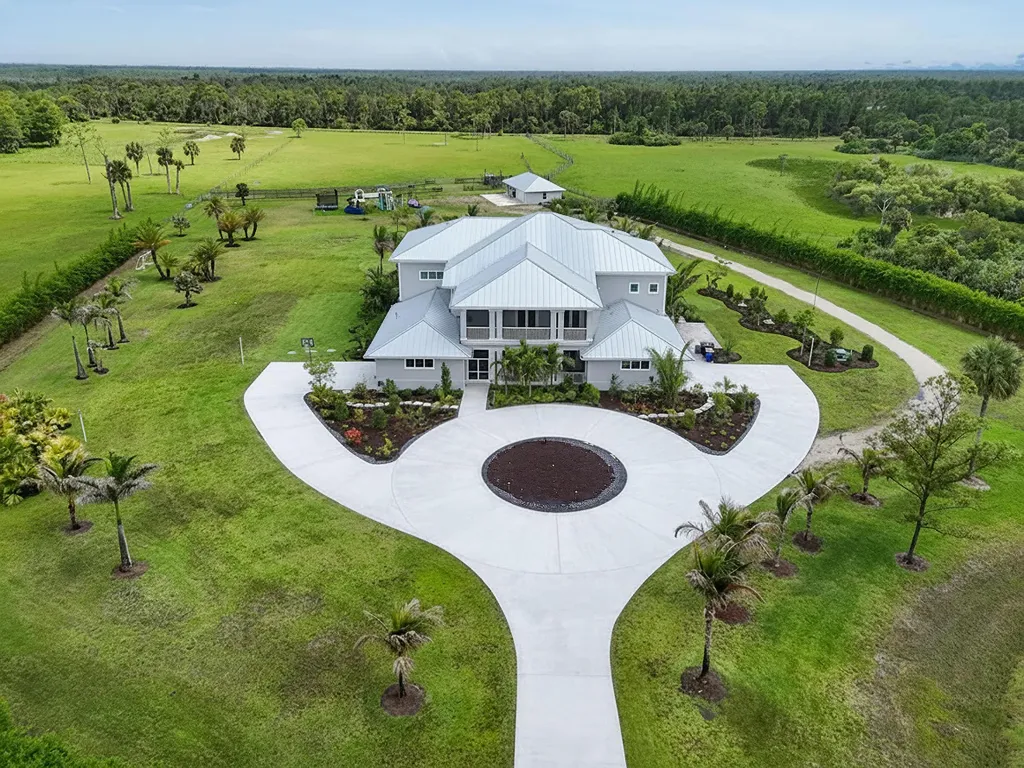 2985 SW Trailside Path Stuart FL 34997