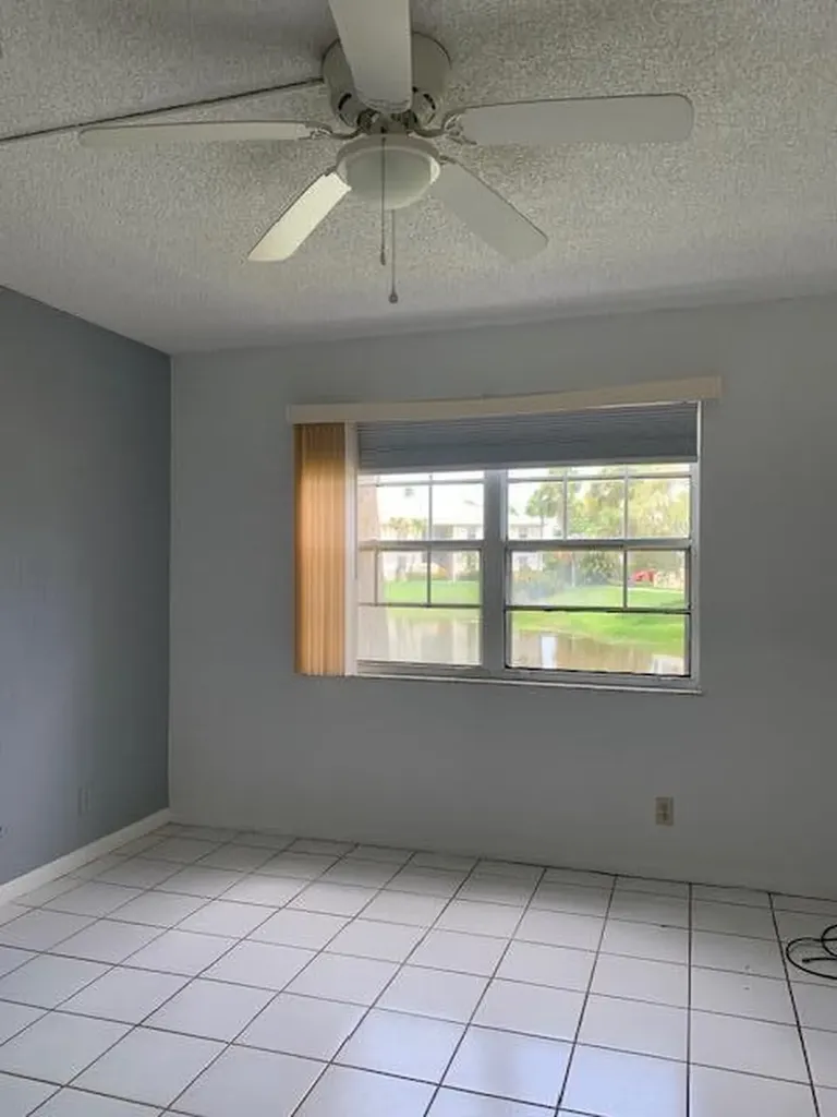 1565 SE Royal Green Circle Port St Lucie FL 34952