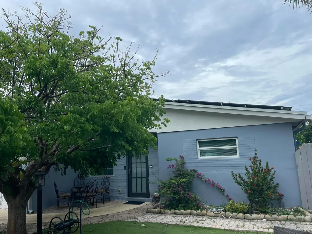 3850 NE 12th Terrace Pompano Beach FL 33064