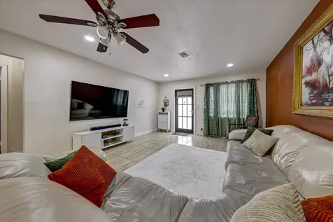 3850 NE 12th Terrace Pompano Beach FL 33064