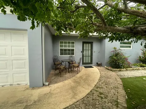 3850 NE 12th Terrace Pompano Beach FL 33064