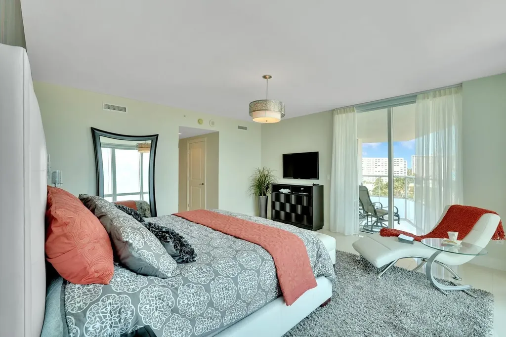 1 Ocean Boulevard N Pompano Beach FL 33062