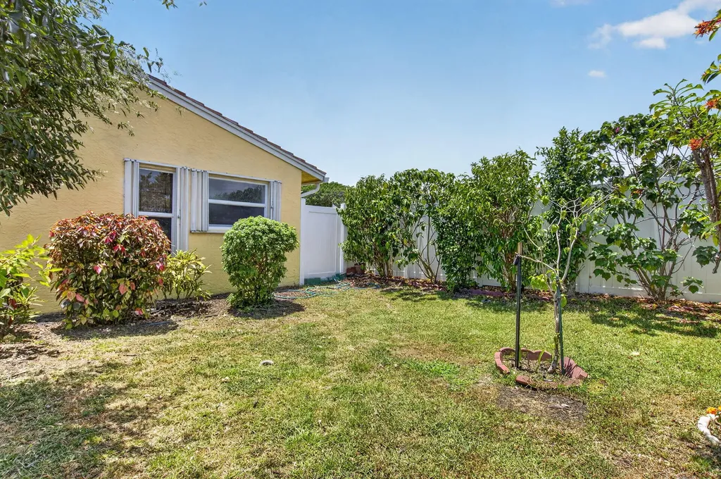 2305 SW 23rd Cranbrook Drive Boynton Beach FL 33436