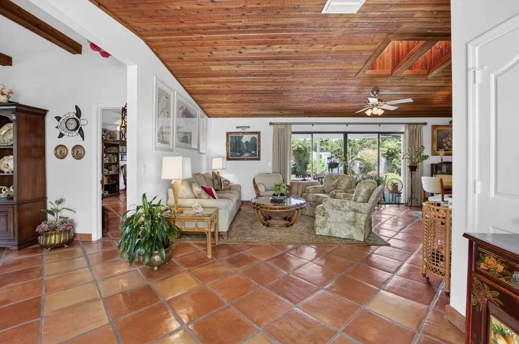 2305 SW 23rd Cranbrook Drive Boynton Beach FL 33436