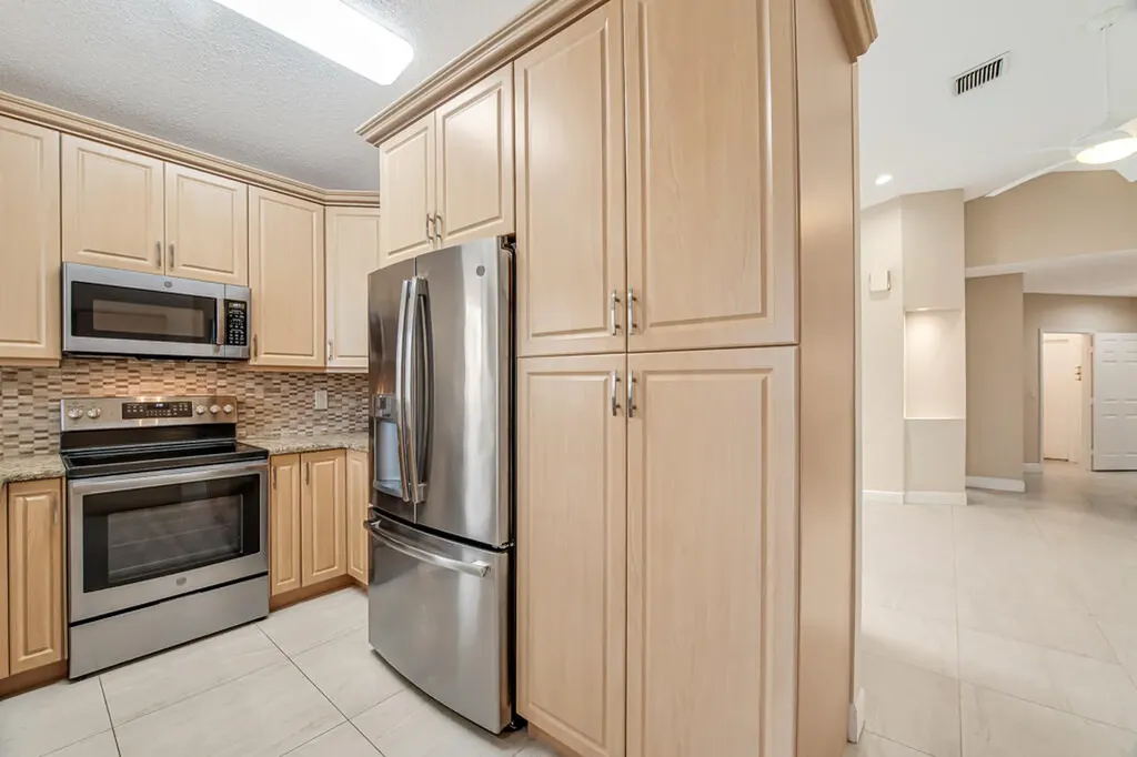 9529 Cherry Blossom Terrace Boynton Beach FL 33437