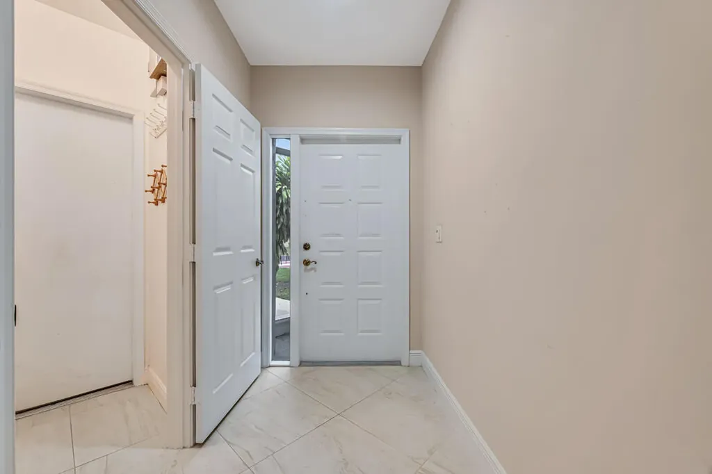 9529 Cherry Blossom Terrace Boynton Beach FL 33437