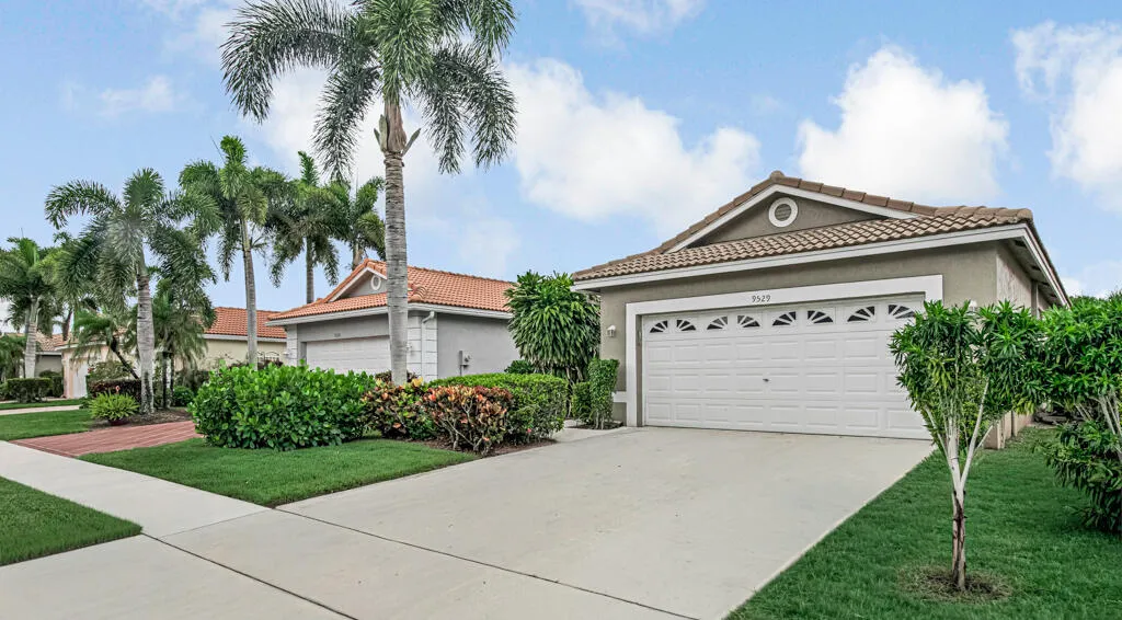 9529 Cherry Blossom Terrace Boynton Beach FL 33437