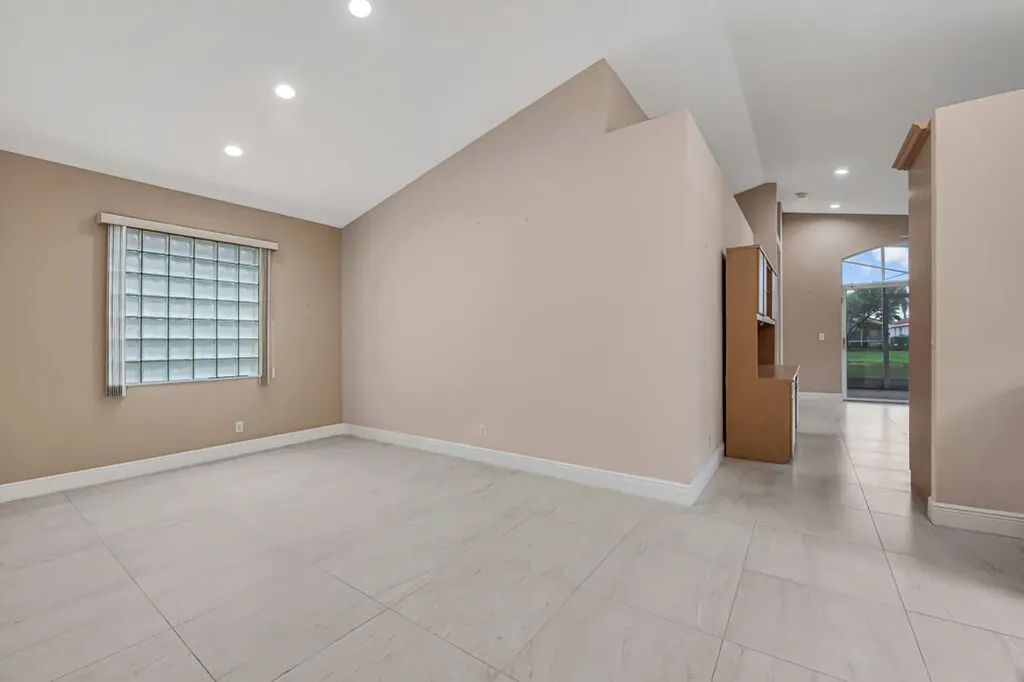 9529 Cherry Blossom Terrace Boynton Beach FL 33437