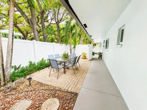 1502 SW 24th Street Fort Lauderdale FL 33315