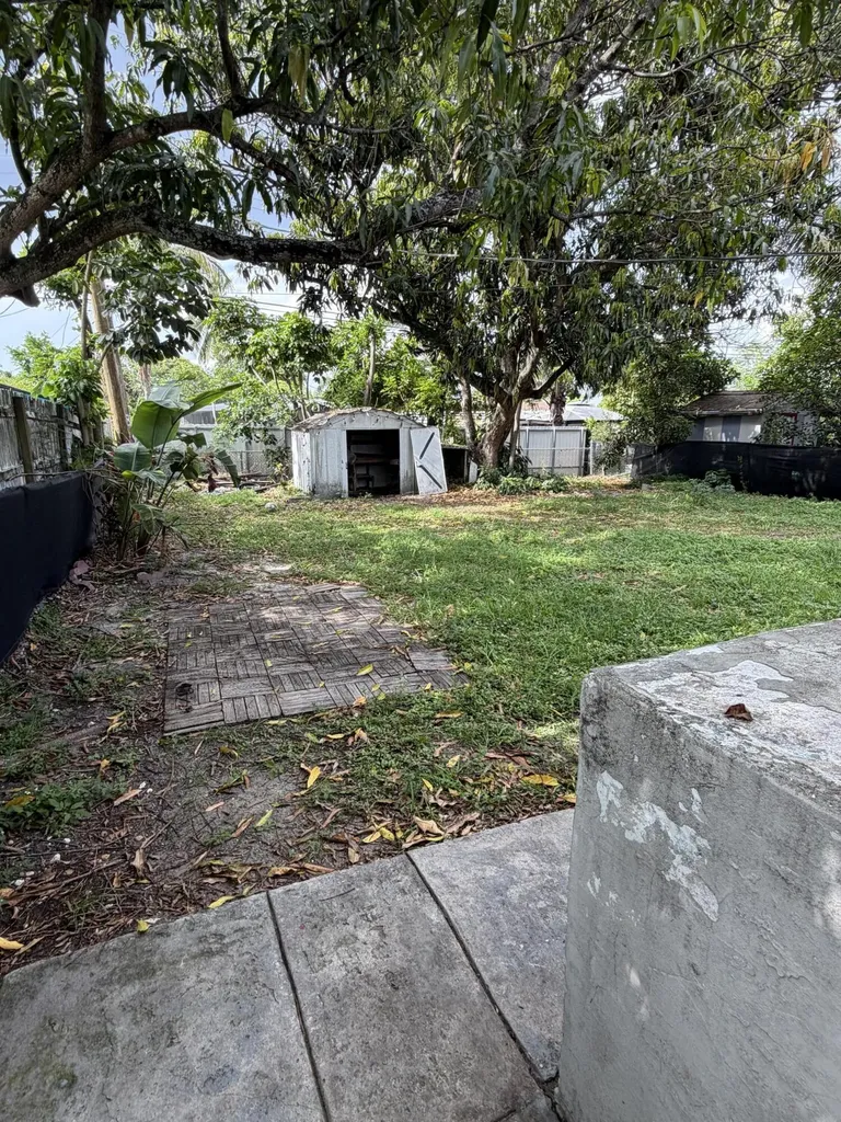 6129 SW 22nd Street Miramar FL 33023