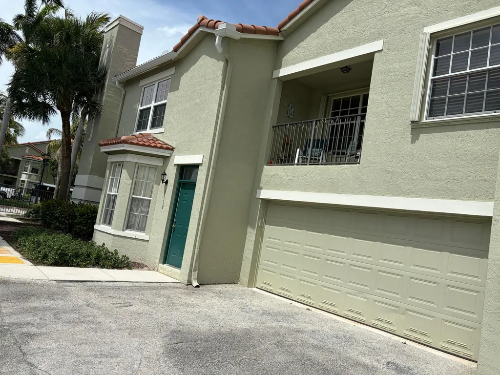 1110 Belmont Place Boynton Beach FL 33436