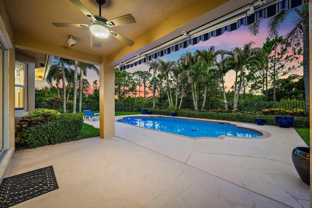 5536 SE Hammock Reserve Terrace Hobe Sound FL 33455