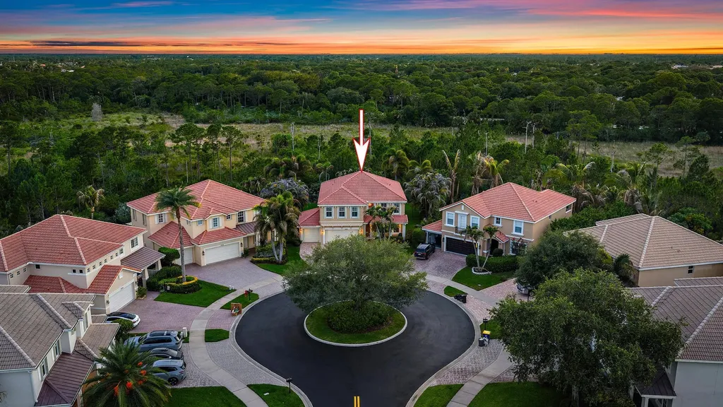 5536 SE Hammock Reserve Terrace Hobe Sound FL 33455