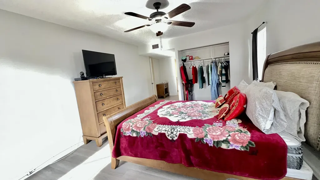7 Greenway Village N Royal Palm Beach FL 33411