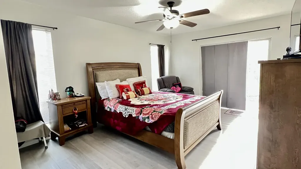 7 Greenway Village N Royal Palm Beach FL 33411