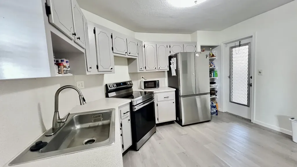 7 Greenway Village N Royal Palm Beach FL 33411