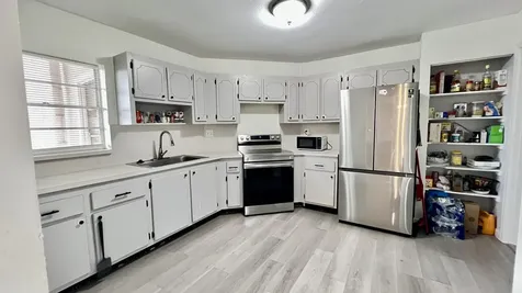 7 Greenway Village N Royal Palm Beach FL 33411