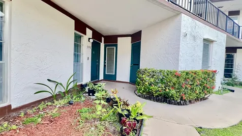 7 Greenway Village N Royal Palm Beach FL 33411