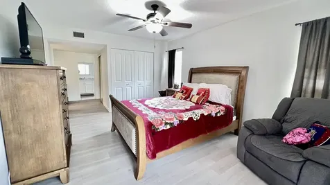 7 Greenway Village N Royal Palm Beach FL 33411
