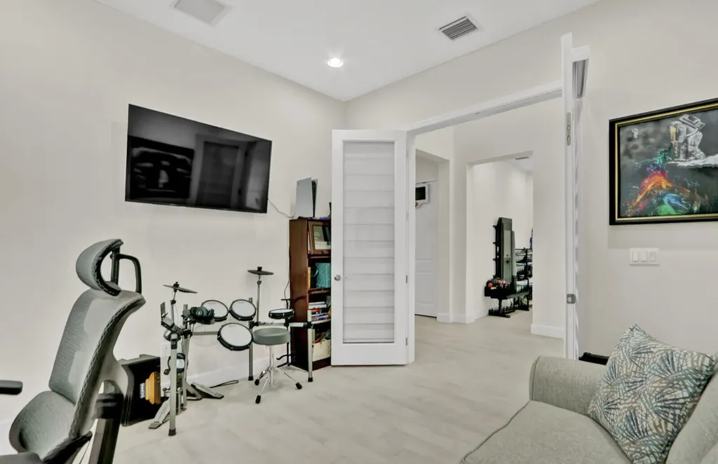 4941 Liberty Lane Westlake FL 33470