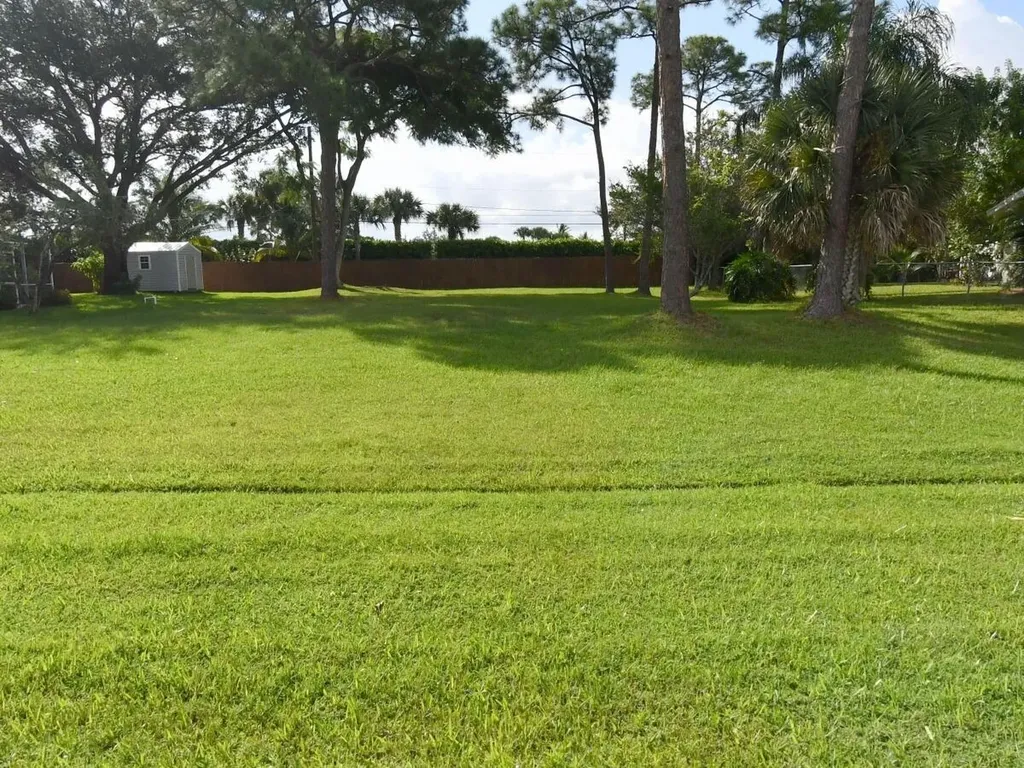 750 SE Karrigan Terrace Port St Lucie FL 34983