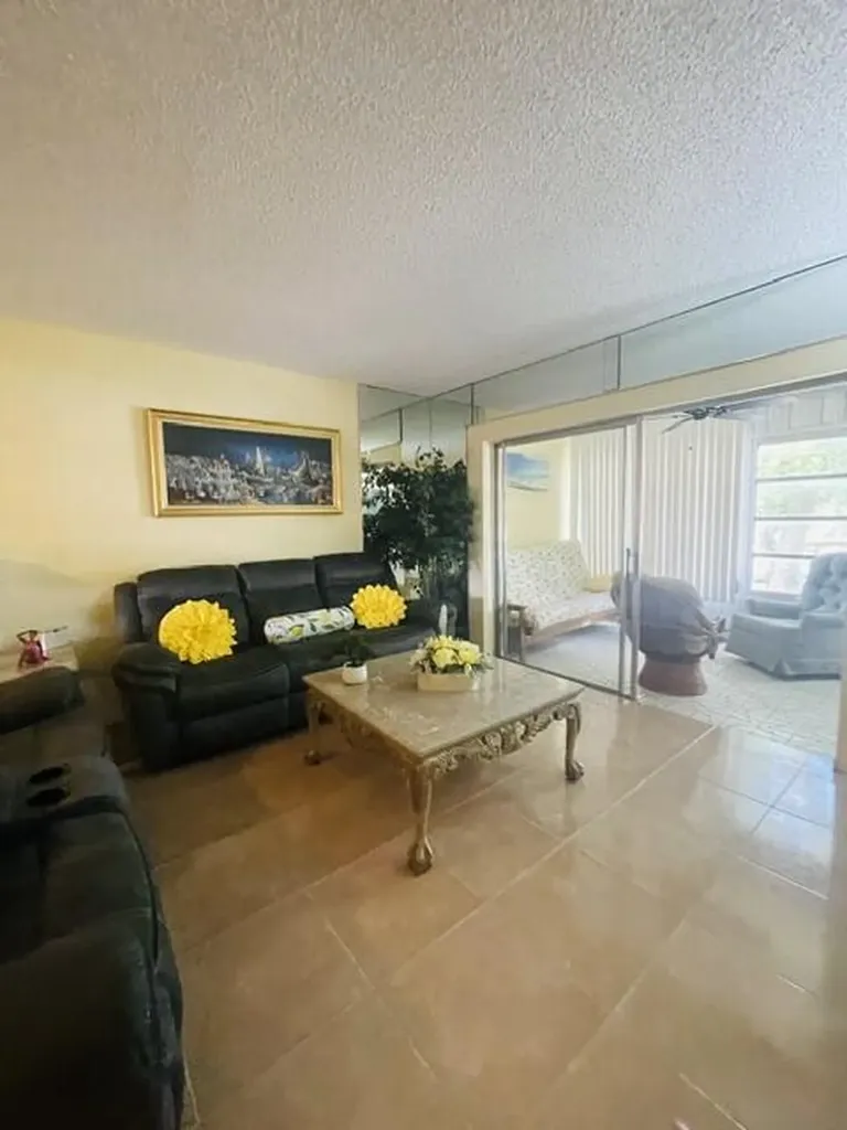 1015 Country Club Drive Margate FL 33063