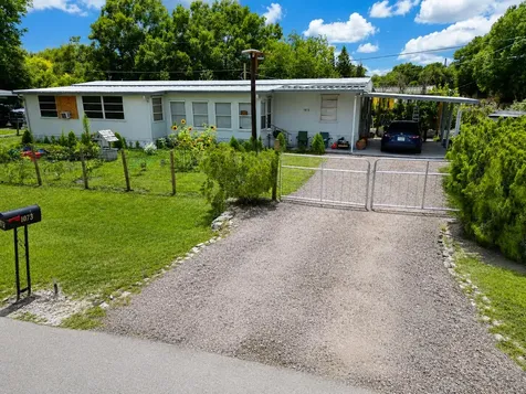 1073 NE 30th Avenue Okeechobee FL 34972