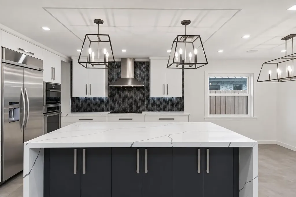 33 Oregon Lane Boca Raton FL 33487