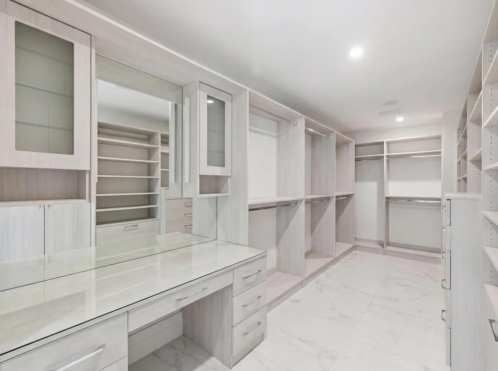 33 Oregon Lane Boca Raton FL 33487
