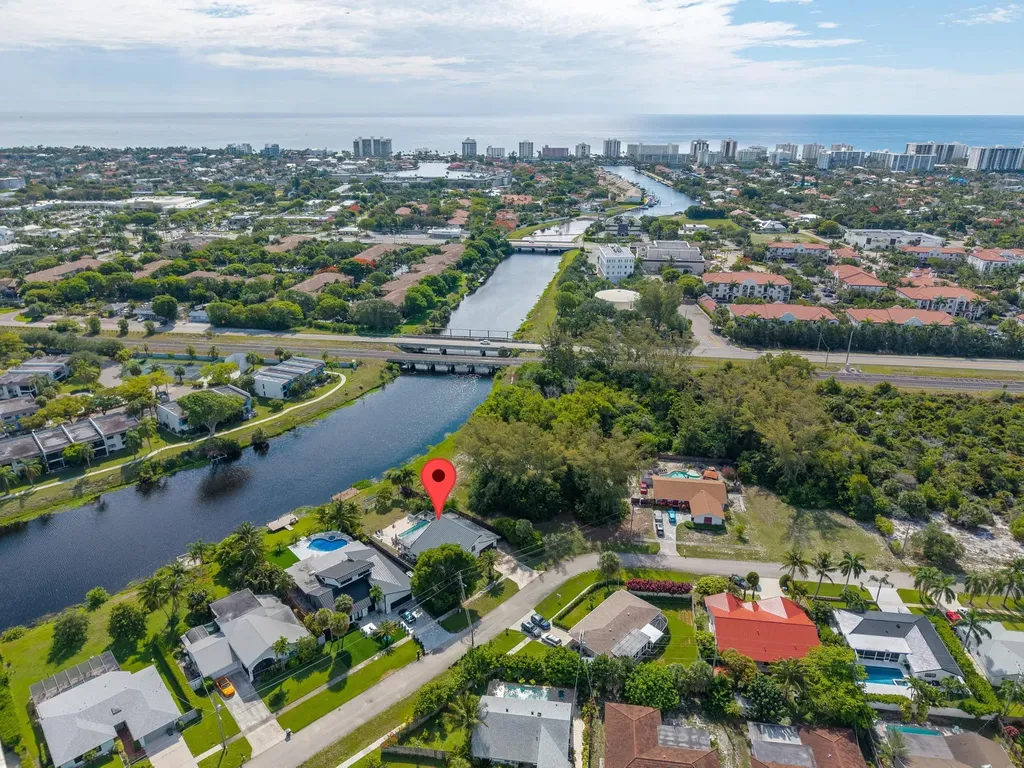 33 Oregon Lane Boca Raton FL 33487