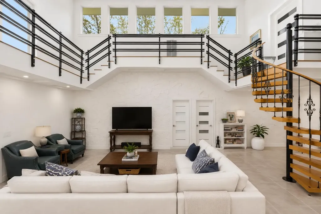 33 Oregon Lane Boca Raton FL 33487