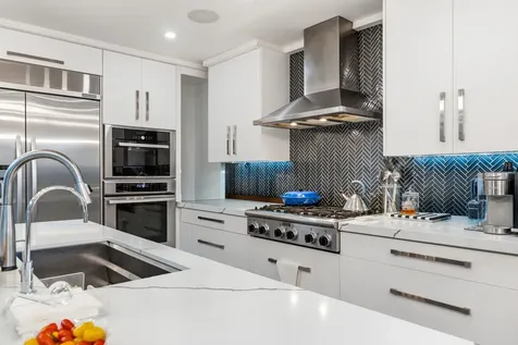 33 Oregon Lane Boca Raton FL 33487