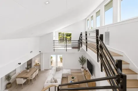 33 Oregon Lane Boca Raton FL 33487