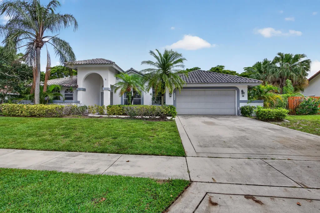 2825 NW 29th Drive Boca Raton FL 33434
