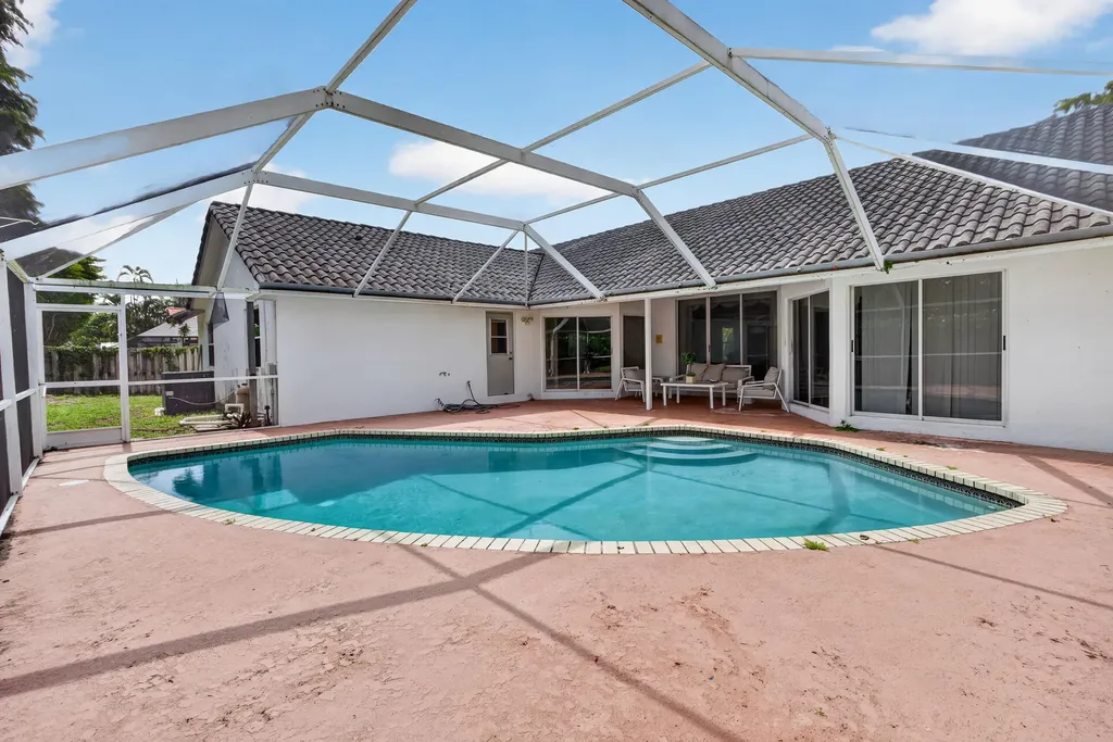 2825 NW 29th Drive Boca Raton FL 33434