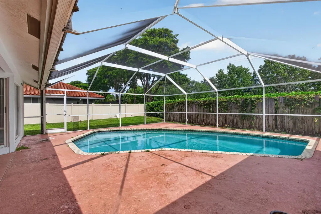 2825 NW 29th Drive Boca Raton FL 33434