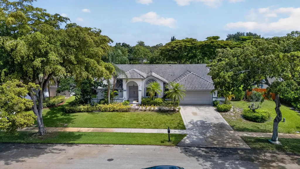 2825 NW 29th Drive Boca Raton FL 33434