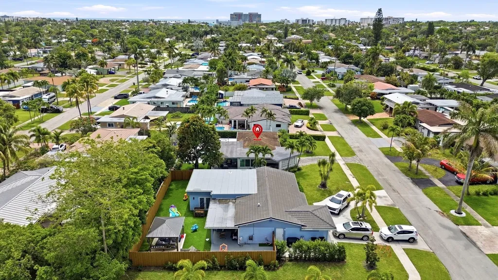 817 SE 16th Street Deerfield Beach FL 33441